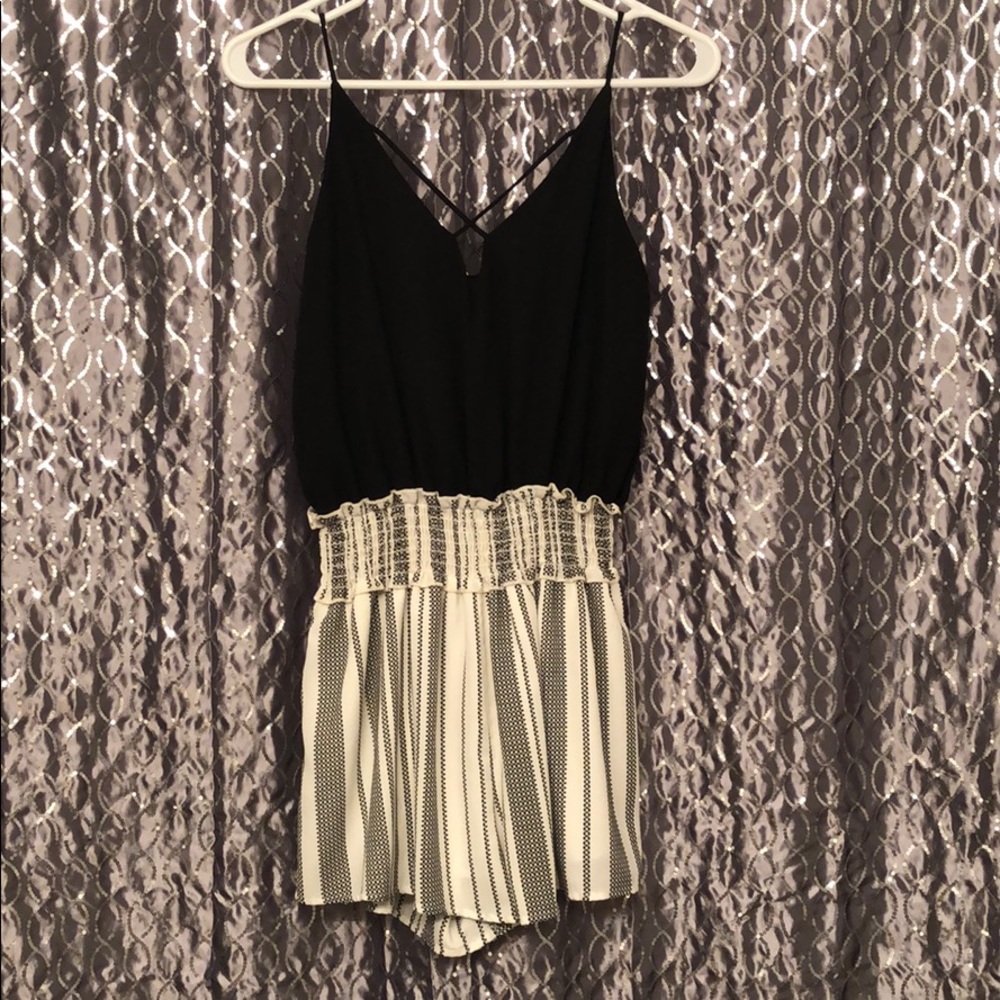 NWT Sage Romper